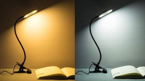 différentes ambiances possibles avec cette lampe de bureau vraiment pas cher